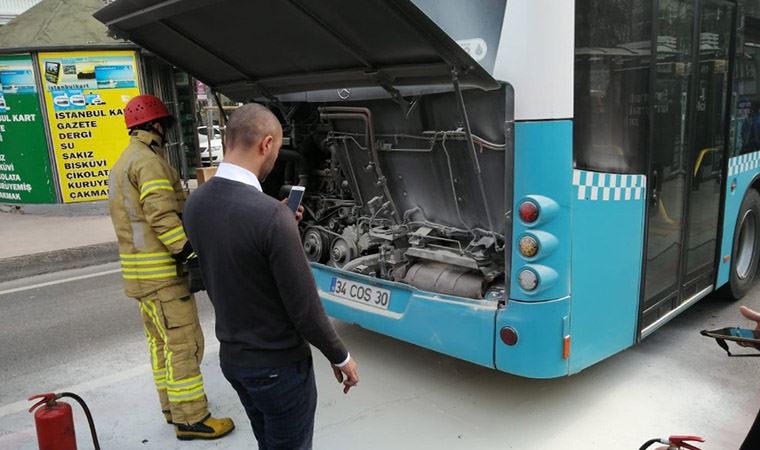 Taksim'de İETT otobüsünden korkutan yangın