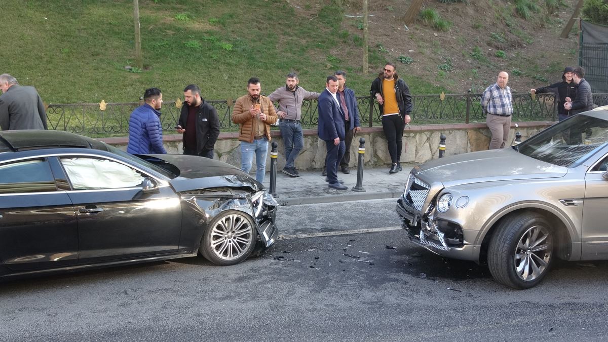 Yeni aldığı otomobille arkadaşının cipine çarptı