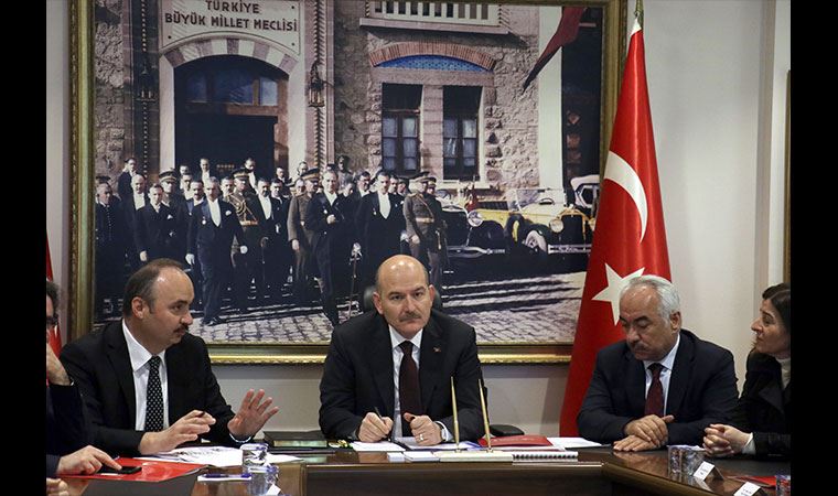 Bakan Soylu açıkladı: Sınıra 1000 özel harekat polisi gönderilecek