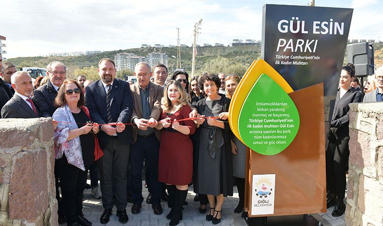 İlk kadın muhtar Gül Esin’in ismi parkta yaşayacak