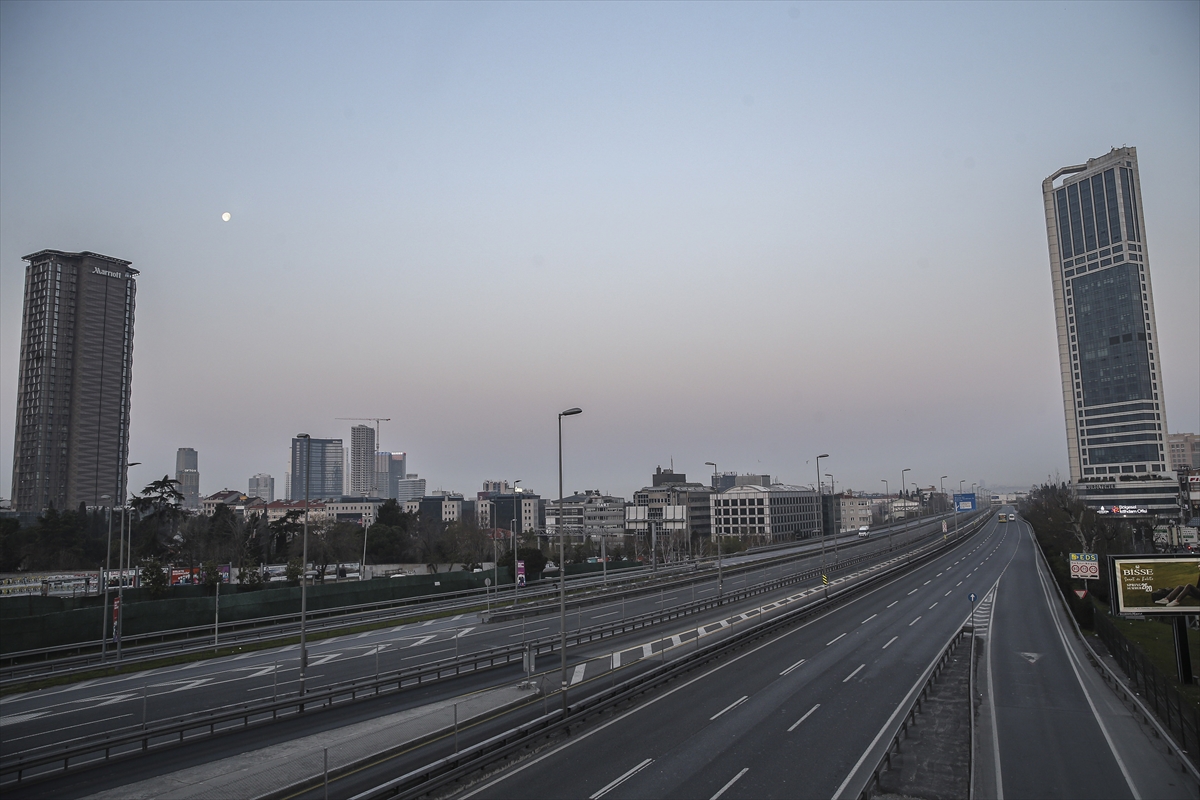 İstanbul'da "koronavirüs sessizliği"