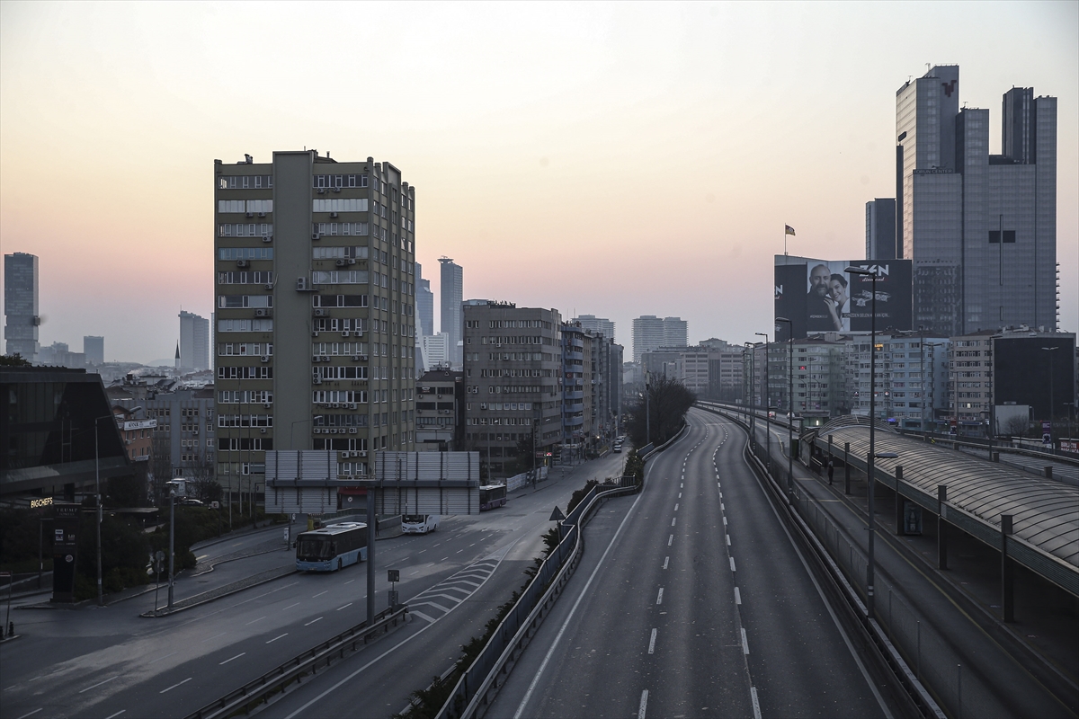 İstanbul'da "koronavirüs sessizliği"