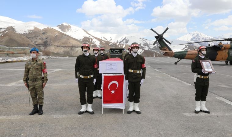 Hakkari'de şehit olan asker törenle memleketine uğurlandı