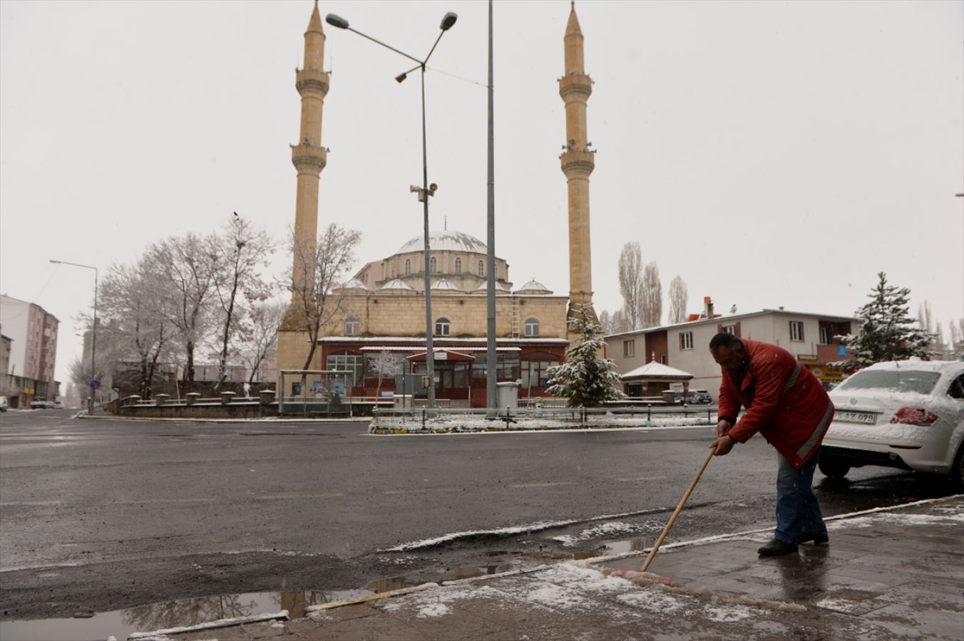 Ardahan'da 23 Nisan'da kar sürprizi