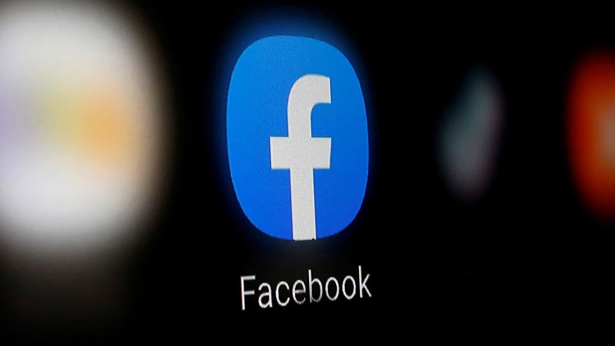 Facebook, yeni grup görüntülü sohbet özelliğini hayata geçirdi