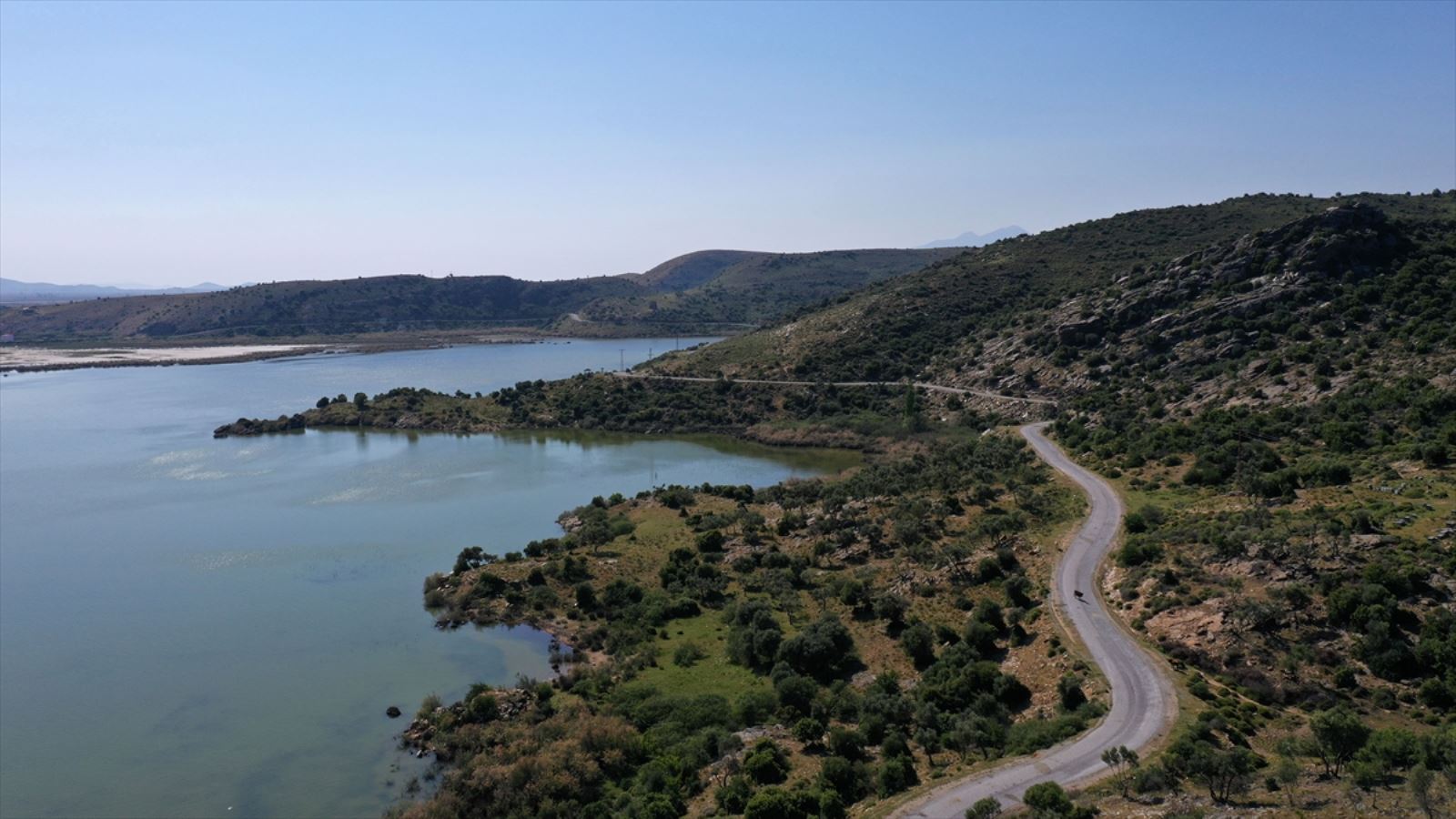 Bafa Gölü, manzarasıyla görenleri hayran bırakıyor