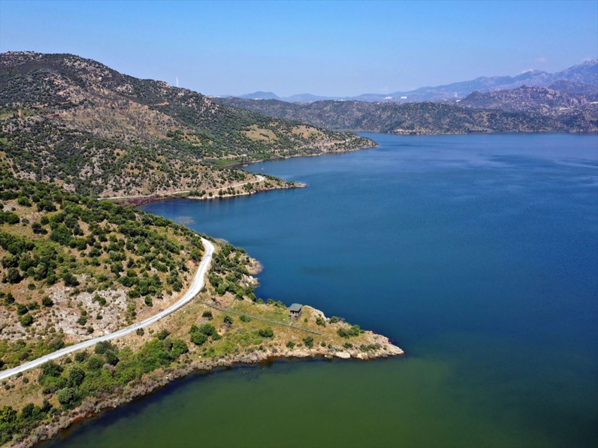 Bafa Gölü, manzarasıyla görenleri hayran bırakıyor