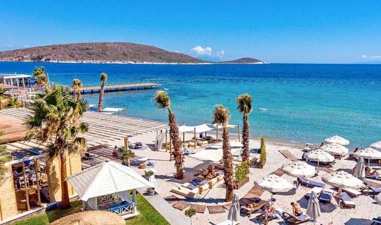 Çeşme yeni sezona hazırlanıyor