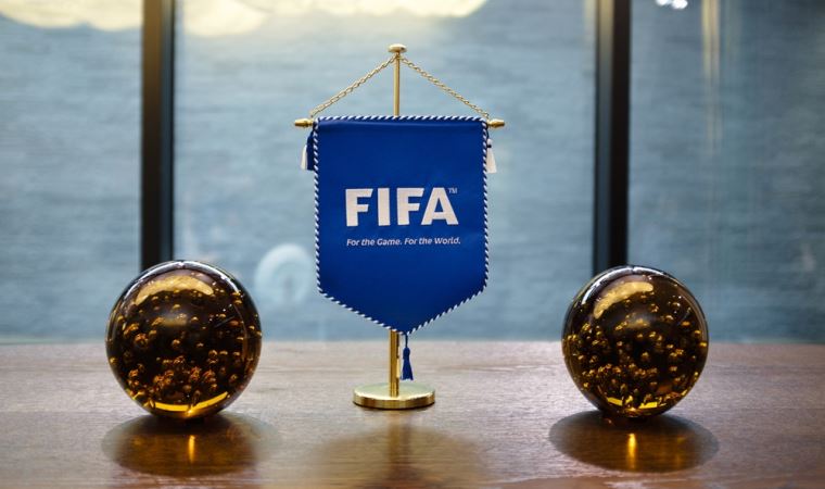 FIFA yöneticisinden futbol dünyasını üzecek açıklama