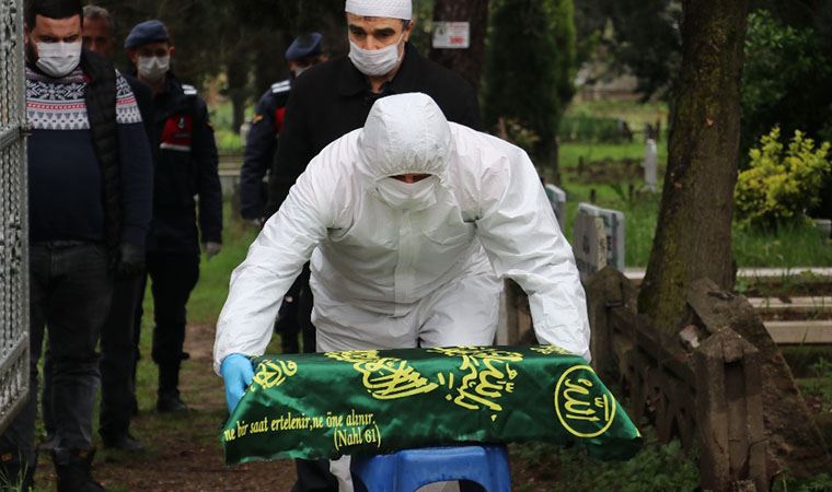 Koronavirüsten eşini ve bebeğini kaybeden Recep Aydın: Yaşadıklarım 40 yılıma bedel