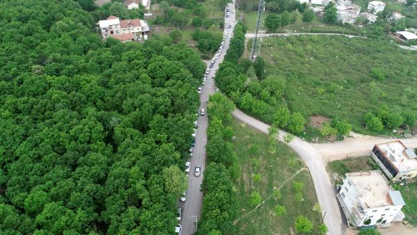 Bursa'da kilometrelerce su kuyruğu