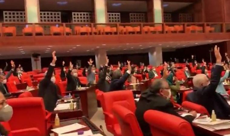 'Sağlıkta Şiddet Yasa Teklifi' AKP ve MHP'nin oylarıyla reddedildi