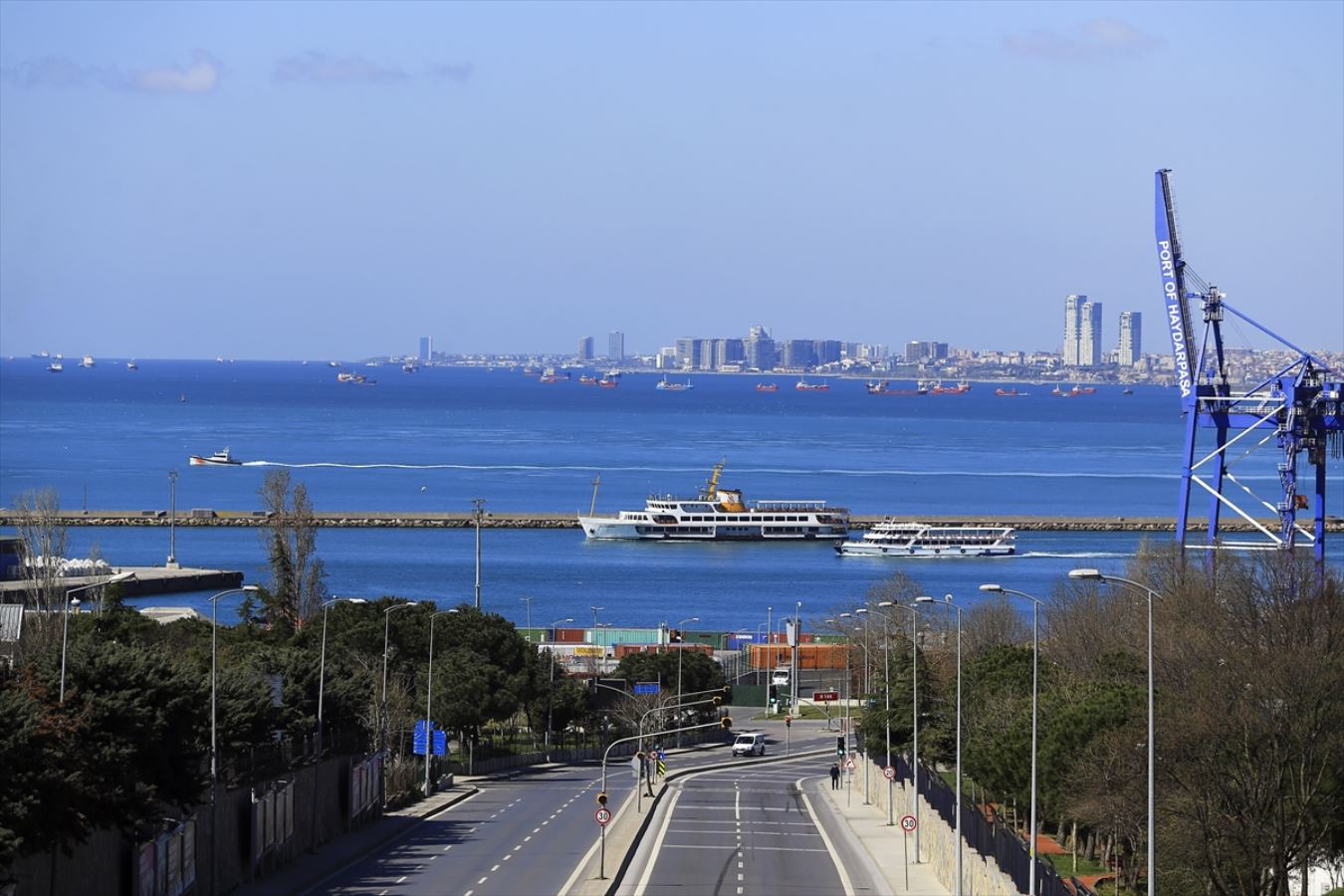 İstanbul Boğazı renk değiştirdi