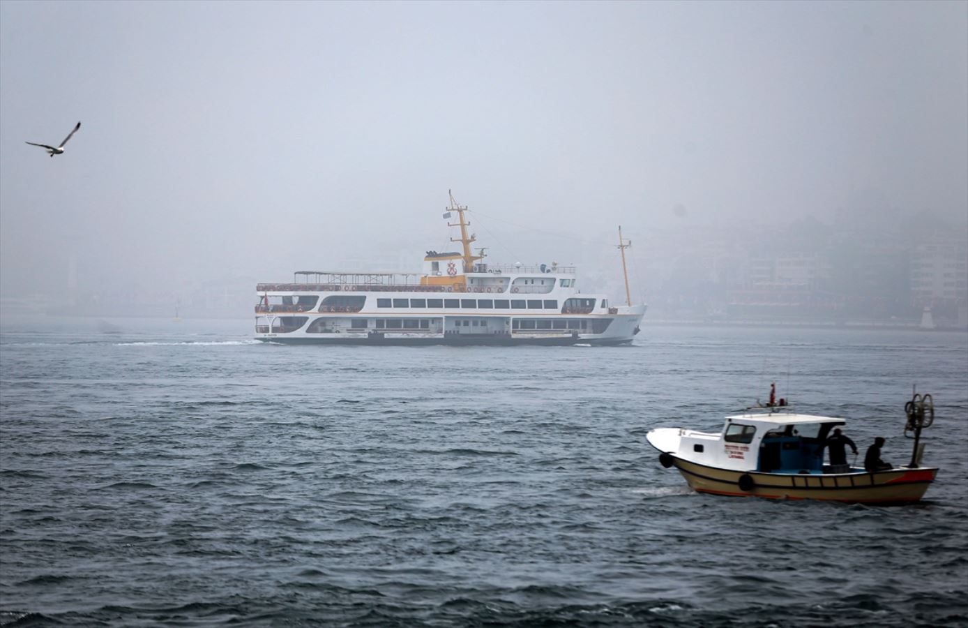 İstanbul yeni güne sisle uyandı