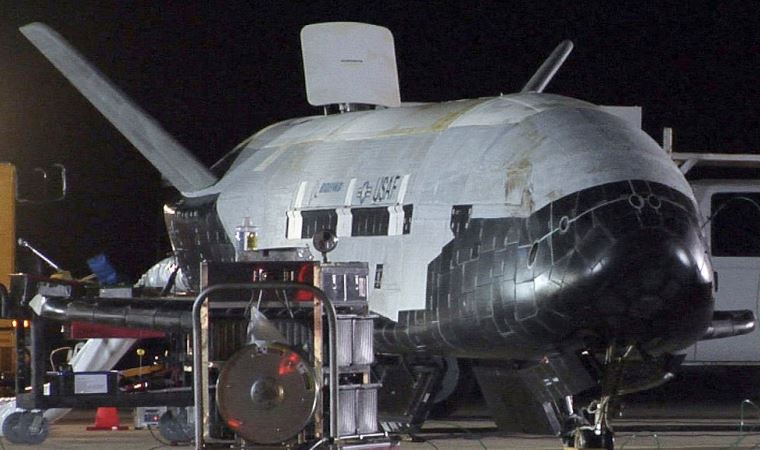 X-37B uzay uçağı: ABD'nin 'gizli görev uçağı' 6. kez yörüngeye gönderildi