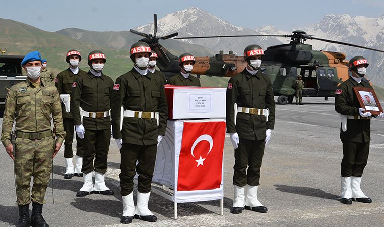 Hakkari'de çatışmada yaralanan asker, 6 gün sonra şehit oldu