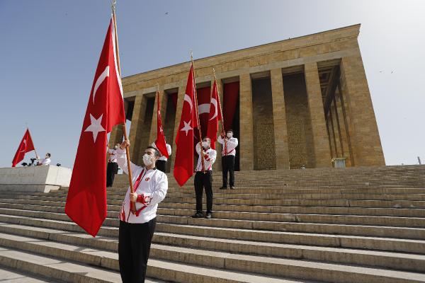 Anıtkabir'de 19 Mayıs töreni