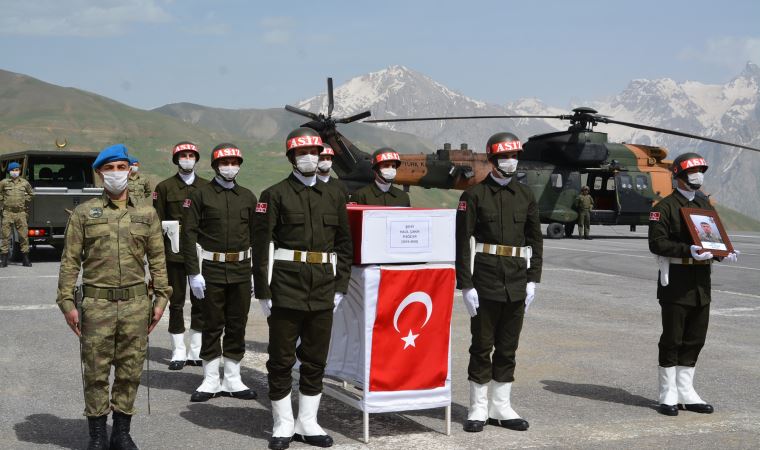 Hakkari'de şehit olan Piyade Er Halil Çakır son yolculuğuna uğurlandı