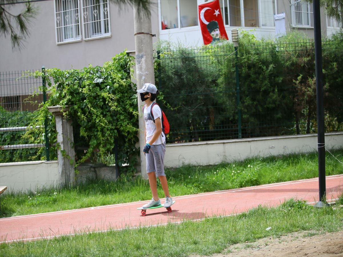 14 yaş altı çocukların sabırsızlıkla beklediği günden kareler