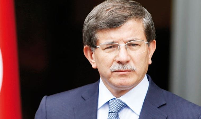 Davutoğlu'ndan 17 Nisan referandumu itirafı