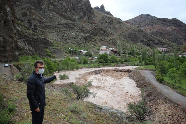 Erzurum'a tarihte ilk kez ekilmişti: Sel suları altında kaldı