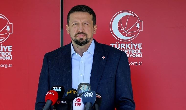 Hidayet Türkoğlu'ndan George Floyd paylaşımı