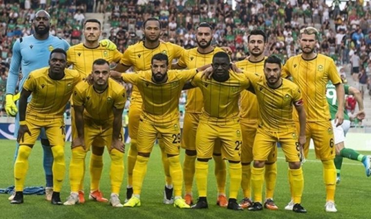 12 Haziran öncesi şok 5 futbolcu koronavirüs