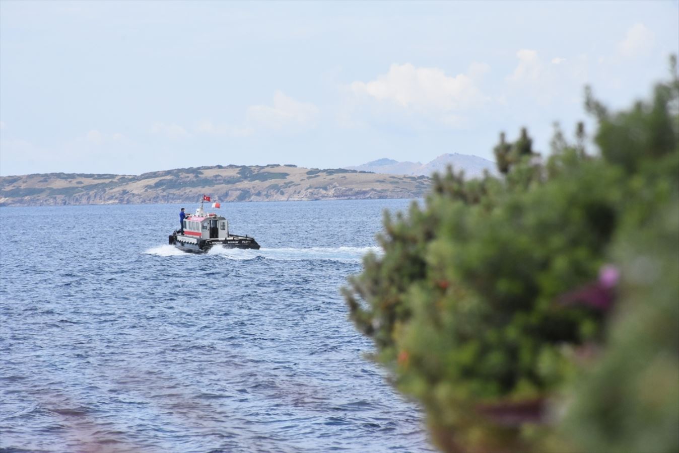 Dev kruvaziyerdeki 27 Türk personel Bodrum'da tahliye edildi