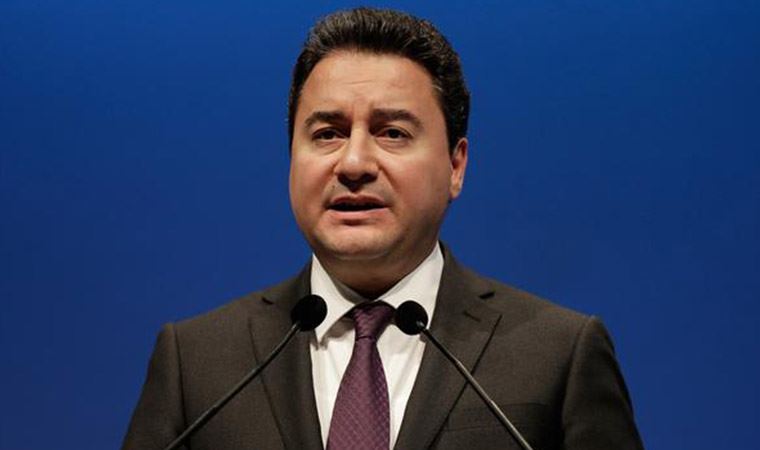 Babacan'dan hükümetin ekonomi politikalarına sert tepki: Merkez Bankasının rezervleri önemli ölçüde eridi