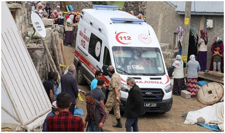 Tandıra düşen kızını kurtarmak istedi: Yanarak hayatını kaybetti