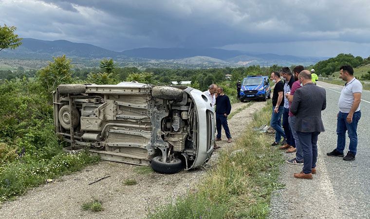 Kastamonu'da hafif ticari araç takla attı: 1 ölü, 3 yaralı