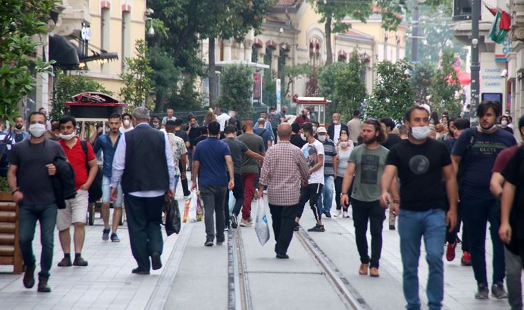 Bilim Kurulu Üyesi Özkan: İkinci bir pik noktası yaşayabiliriz