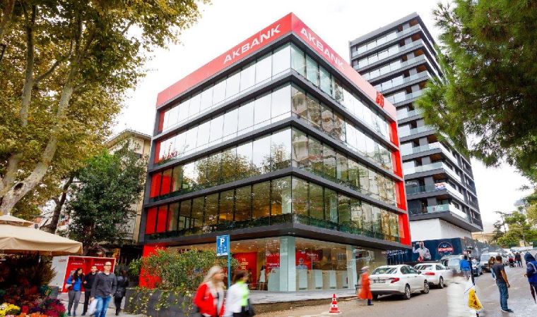 Akbank, dijital staj uygulamasına başlıyor