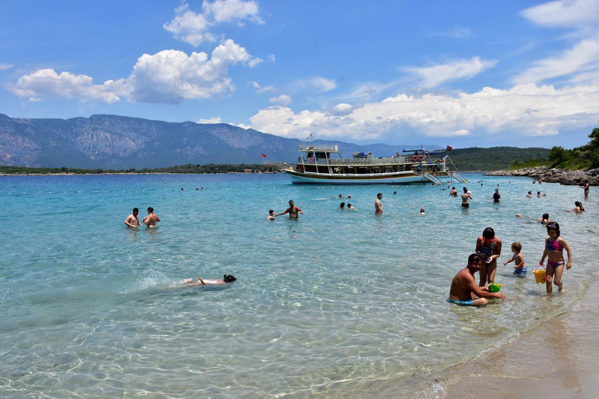 Yer Muğla: Tropik adayı andırıyor