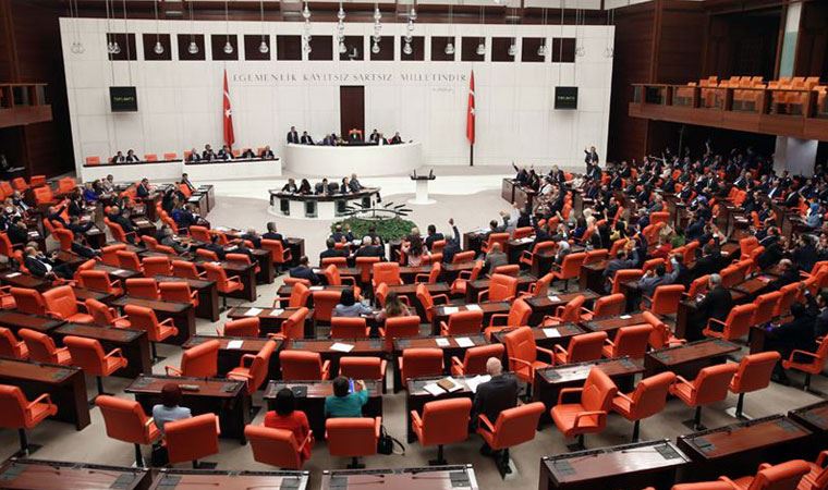 Yassıada teklifi Meclis’te kabul edildi