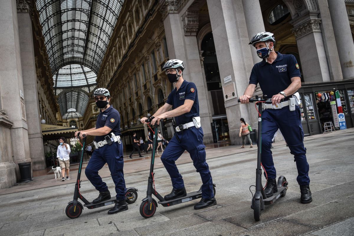 İtalya’da Covid-19’a karşı 'elektrikli scooter' devrimi