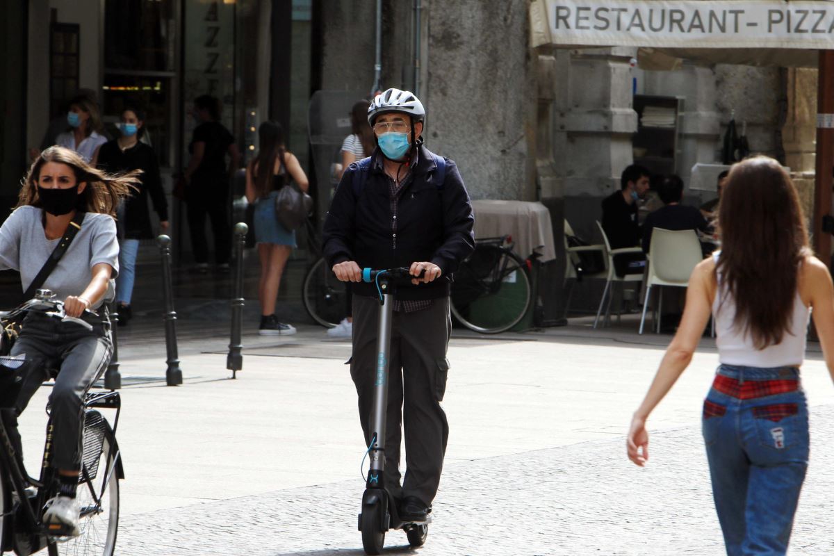 İtalya’da Covid-19’a karşı 'elektrikli scooter' devrimi