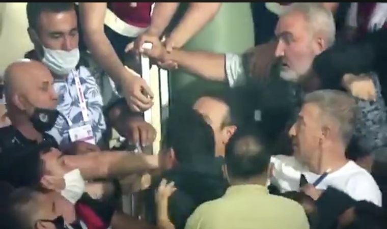 Ahmet Ağaoğlu ve Hasan Çavuşoğlu'na ağır fatura!