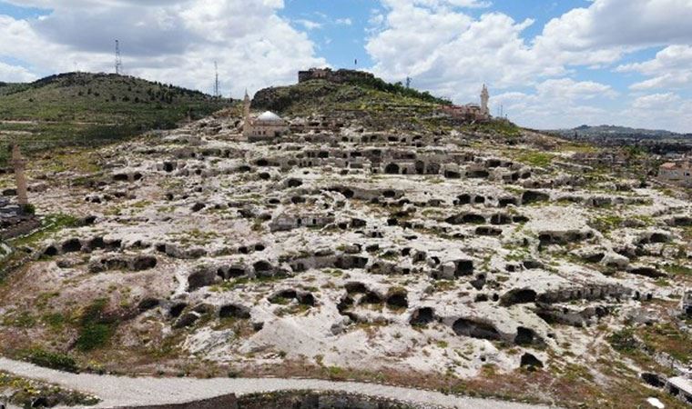 Dünyanın en büyük yamaç yerleşim alanı turizme açılıyor