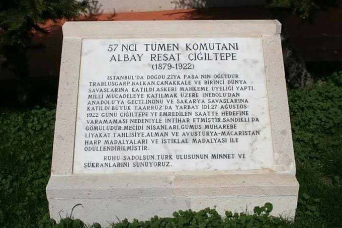 Atatürk’ü ağlatan komutanın adını sildiler