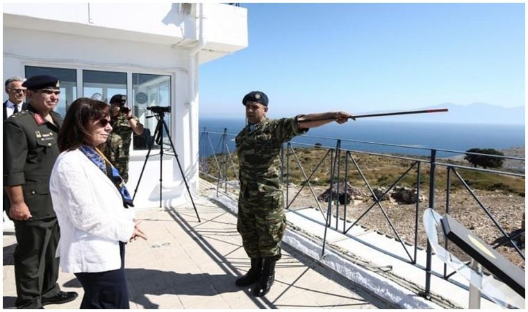 Yunanistan Cumhurbaşkanı’ndan Ege'de provokatif ziyaret