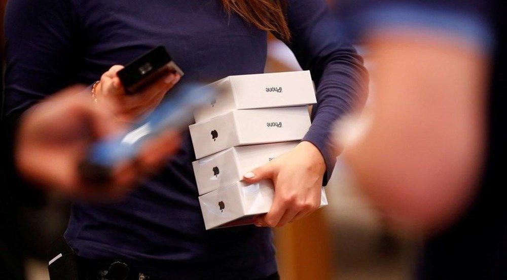 Apple o iPhone modellerinin fişini çekiyor