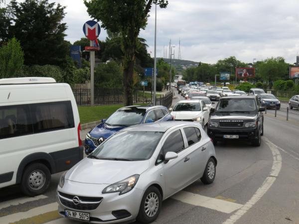 Normalleşme sürecinin 3. gününde trafik yoğunluğu