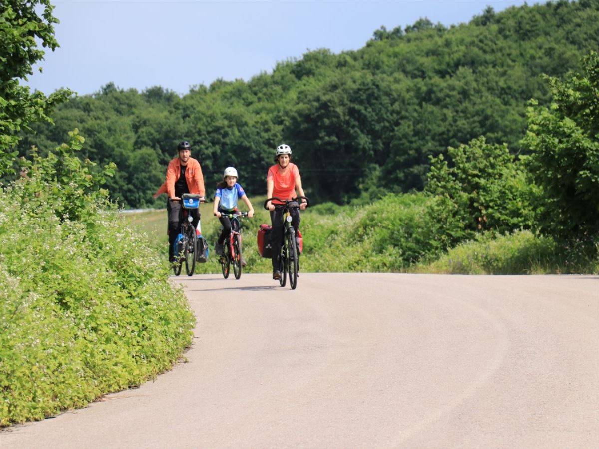 Su tasarrufu için 2 bin 400 kilometre pedal çevirecekler