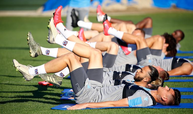 Lider UEFA tartışmalarına kulağını tıkadı!