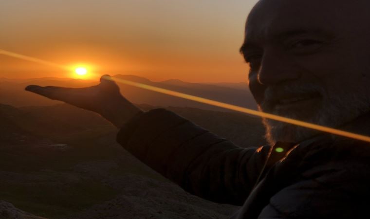 Hikmet Karaman’dan ’Nemrut’ pozu