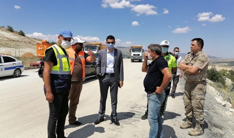 Malatya-Kayseri kara yolu üzerinde yol çöktü tünel ulaşıma kapandı