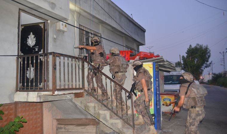 Adana'da terör örgütü PKK/KCK'ye operasyon: 17 gözaltı kararı