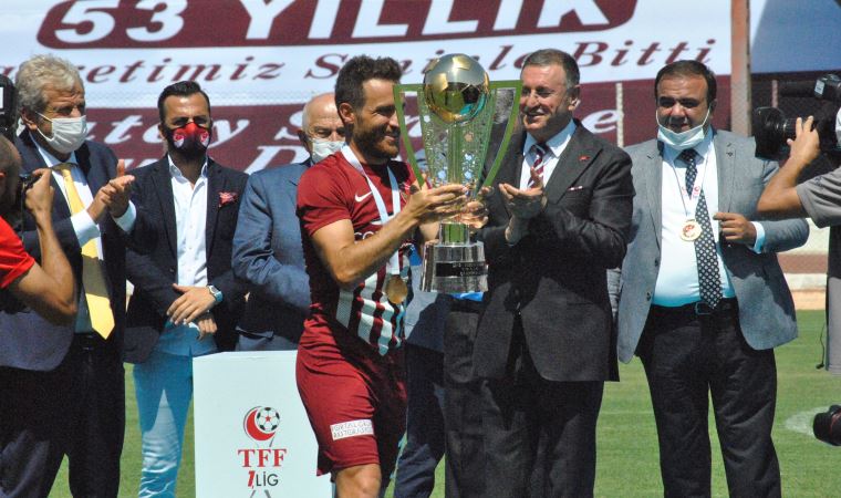 Hatayspor, şampiyonluk kupasına kavuştu