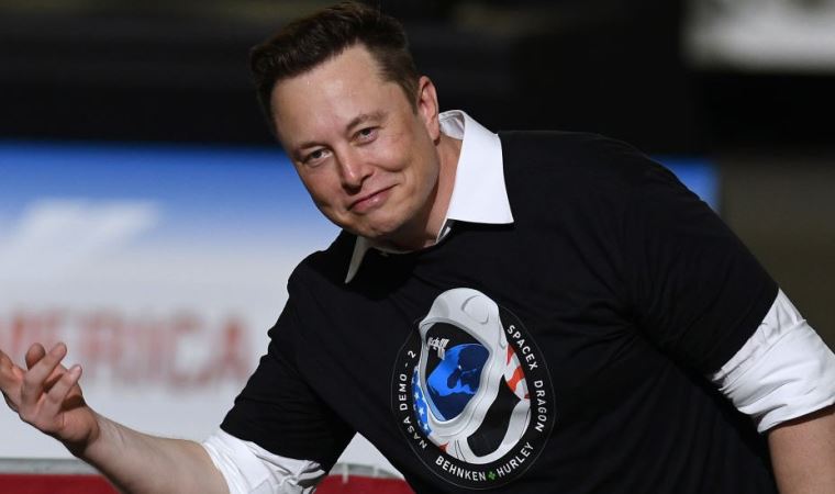 Elon Musk kimdir?